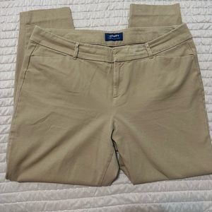 Old Navy Pixie Pant